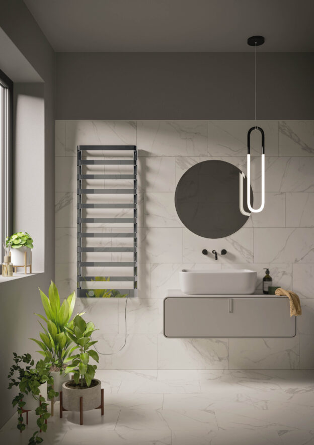 Step Aluminium Towel Rail  Towel rail with distinctive protruding rails. 10 models available. Finishes – White Pearl, Chrome & Black Chrome.